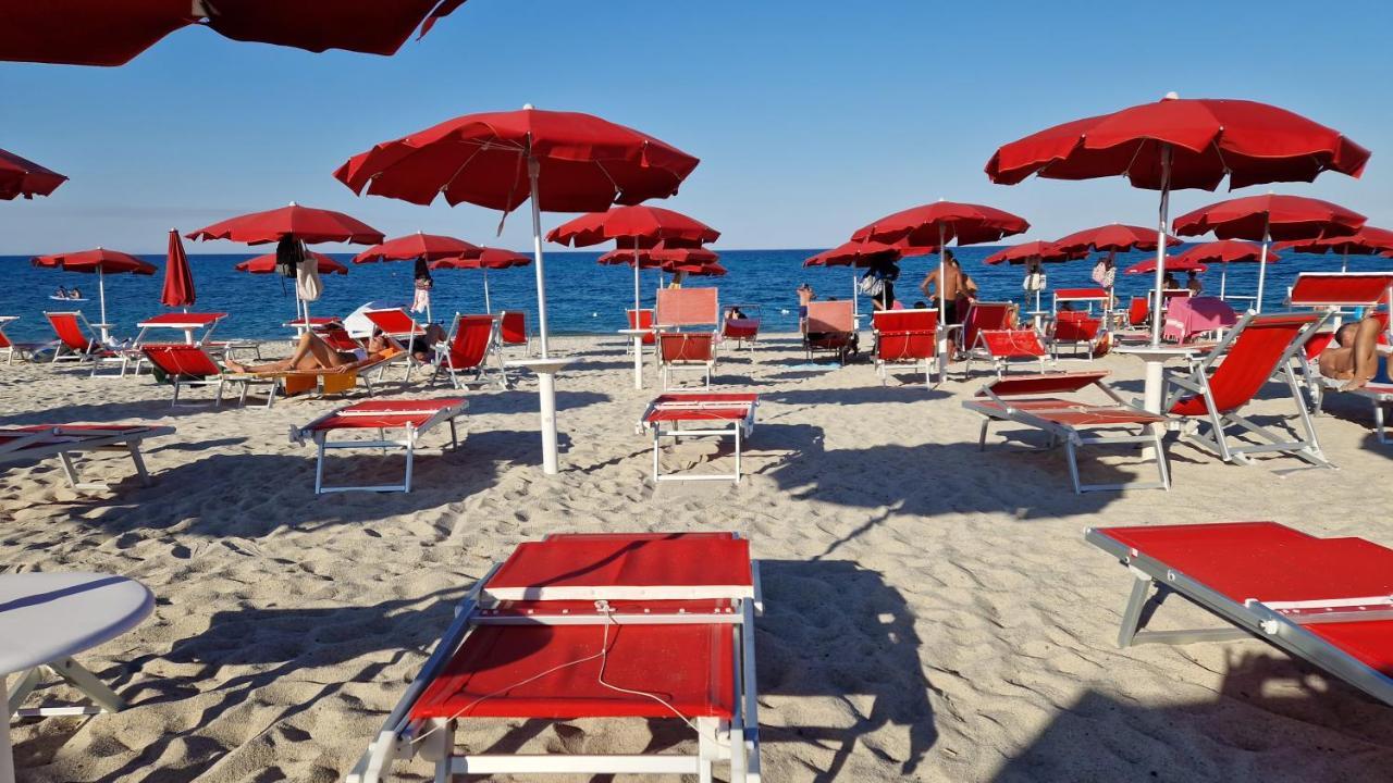 Santa Caterina Dello Ionio Marina Nina'S House 1 A 300 Metri Dal Mare 아파트 외부 사진
